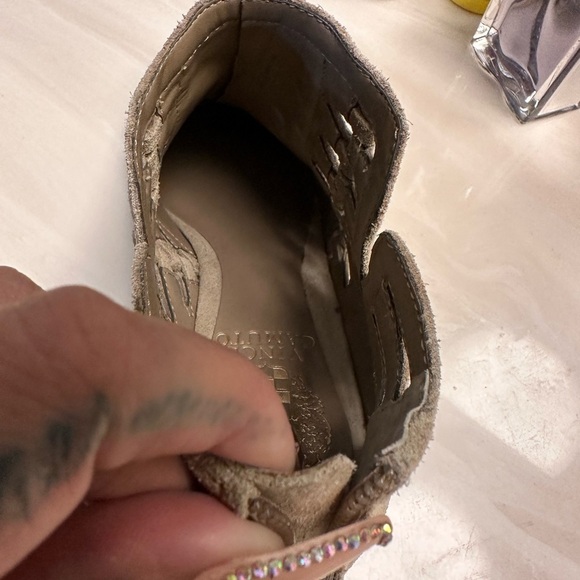 Vince Camuto Peera Soft Suede Leather Short Ankle Booties - Picture 9 of 10